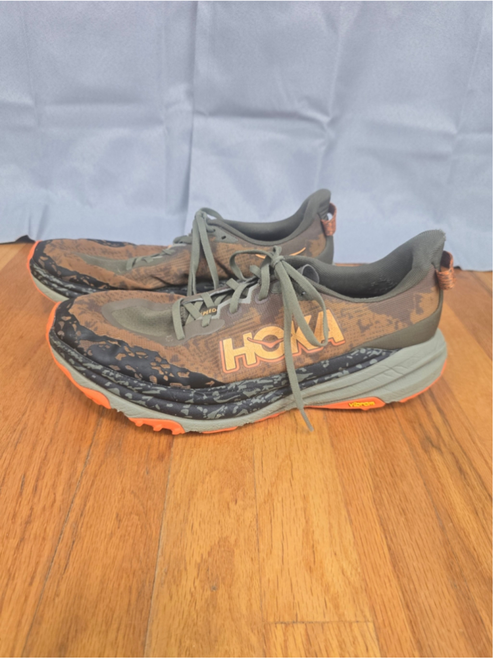 Men's Hoka Speedgoat 6 Athletic Shoes Olive Orange Size 11.5